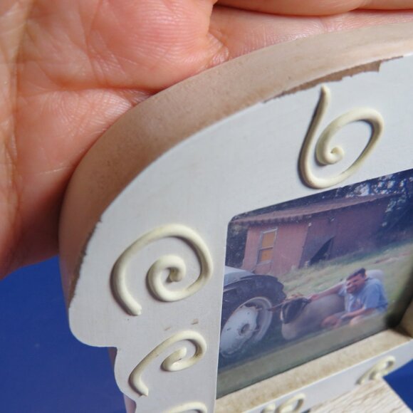 Sheep Lamb Picture Frame with weathered edges stands 5.75" tall Farmhouse Ewe - Picture 3 of 10